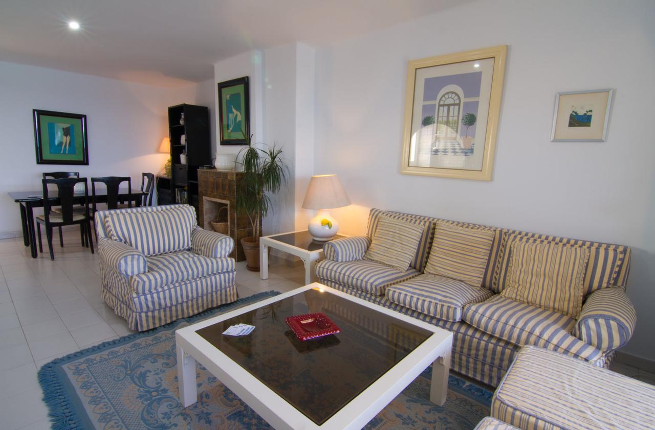 Tuhillo 3B Menyber Apartment Nerja Luaran gambar